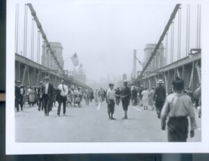 Delaware River Bridge_Modern Ben Franklin Bridge_ opening in 1920s